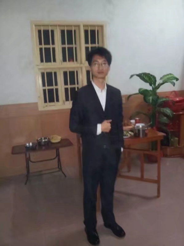 潇湘剑雨的第一张照片--福州相亲服务中心