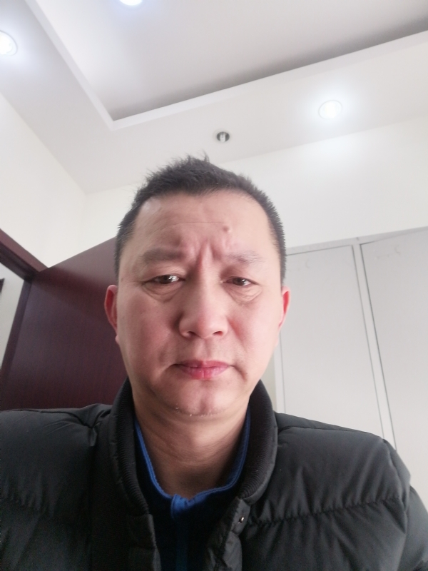 相视而笑的第一张照片--福州相亲服务中心