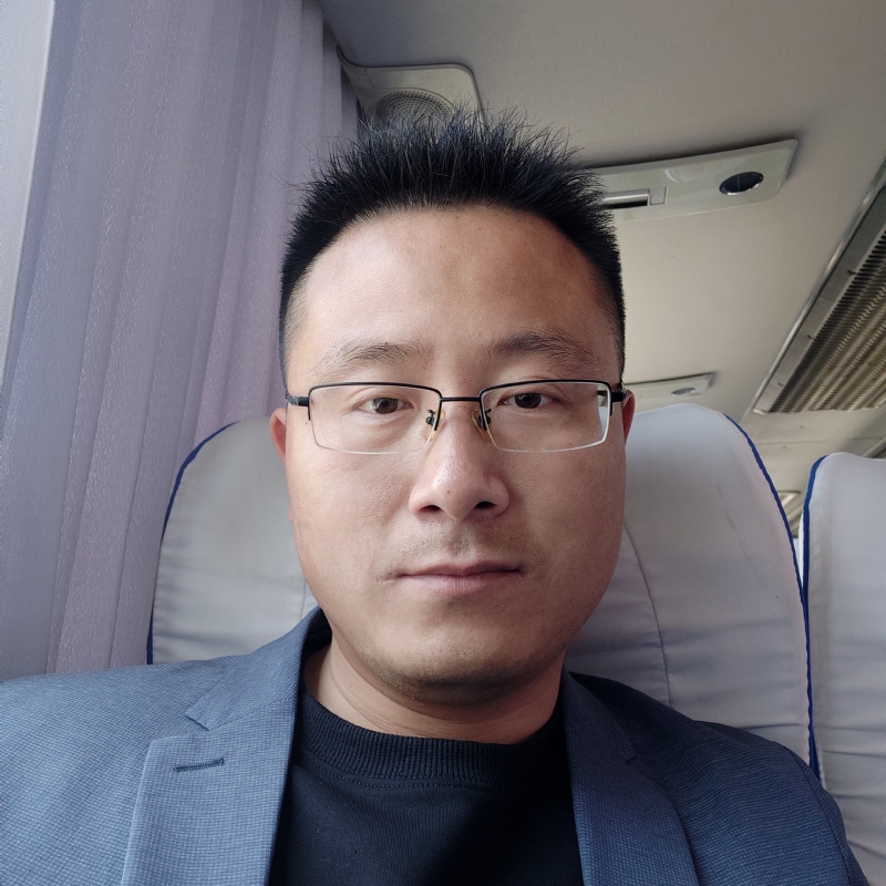 桑业挺的第一张照片--福州相亲服务中心