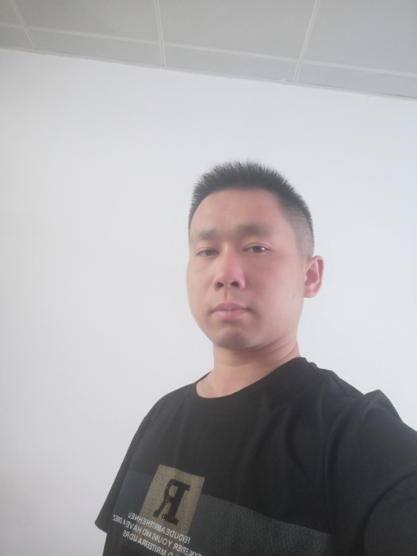 孤独的狼的第一张照片--福州相亲服务中心