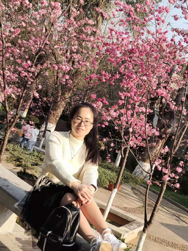 Nancy的第一张照片--福州相亲服务中心