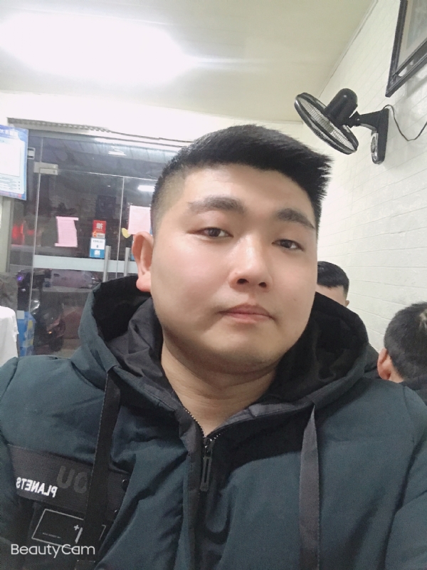 回忆是个小孩的第一张照片--福州相亲服务中心