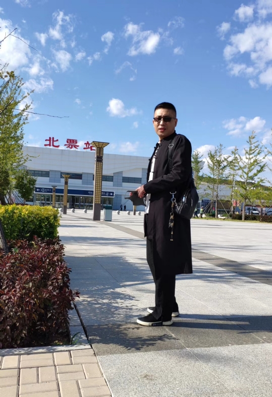 仟佰渡的第一张照片--福州相亲服务中心