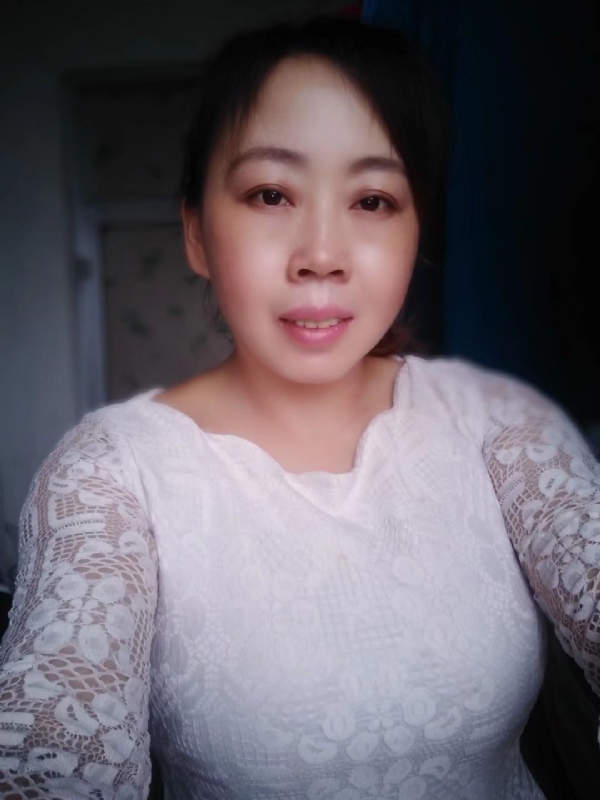笑看人生的第一张照片--福州相亲服务中心