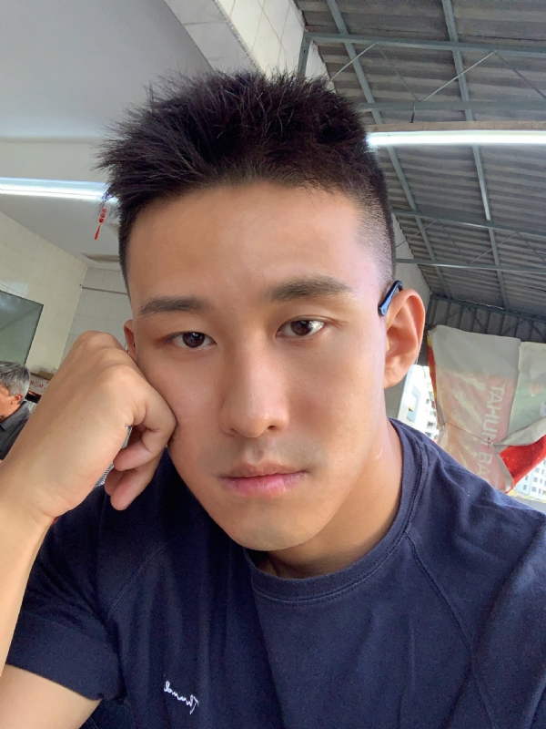 相见恨晚的第二张照片--福州相亲服务中心