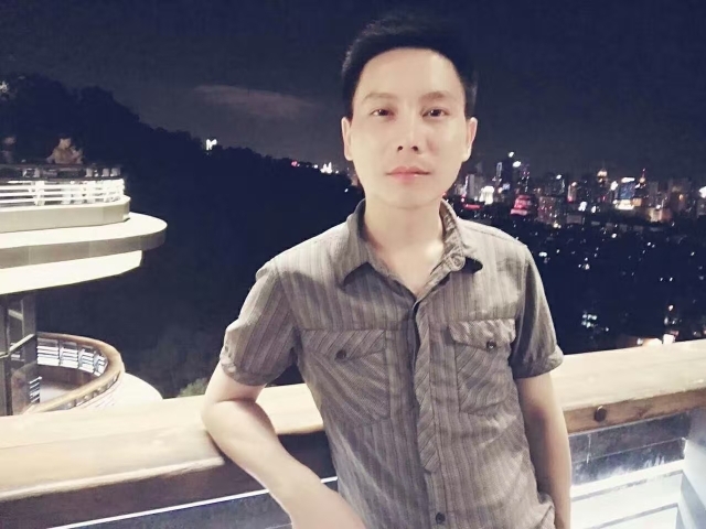 幕秋的第一张照片--福州相亲服务中心