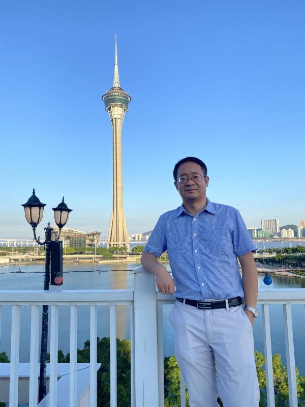 Yangyi的第三张照片--福州相亲服务中心