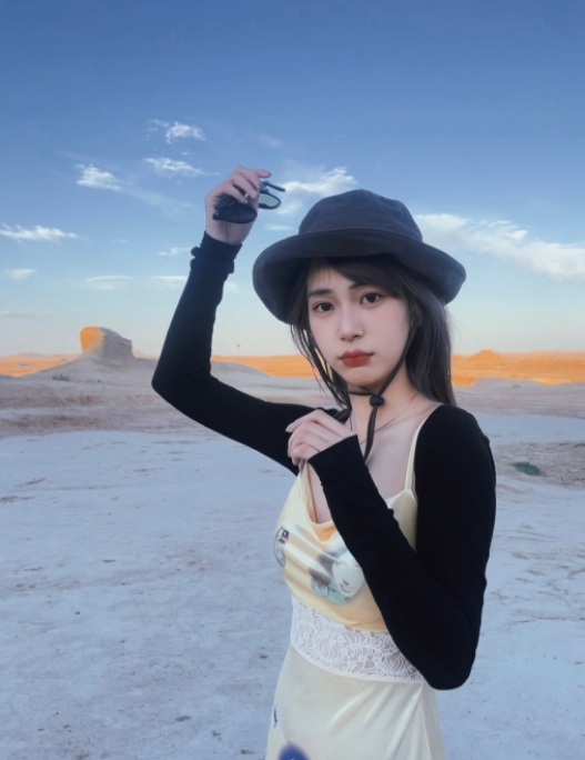 英姐的第一张照片--福州相亲服务中心