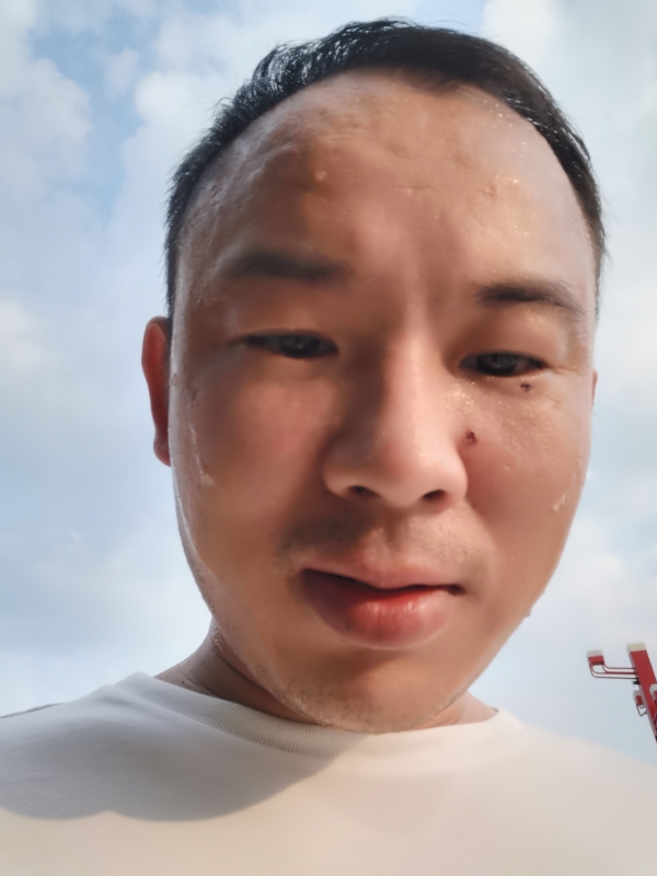 唐老鸭的第一张照片--福州相亲服务中心