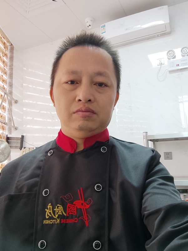 圆梦的第三张照片--福州相亲服务中心
