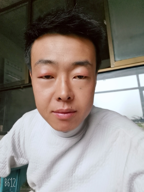 缺爱80后的第一张照片--福州相亲服务中心