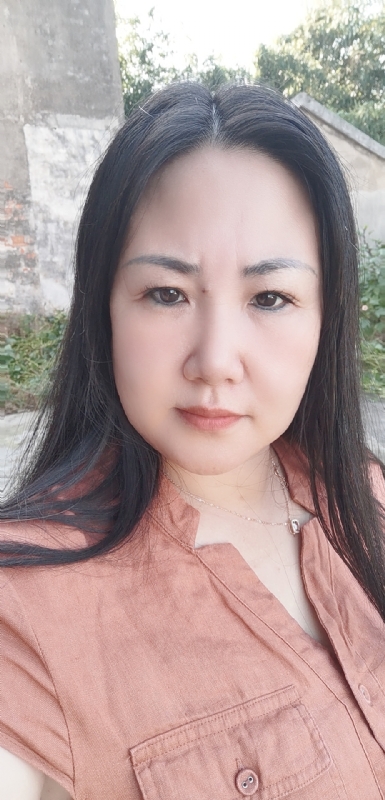 乖乖一女的第一张照片--福州相亲服务中心