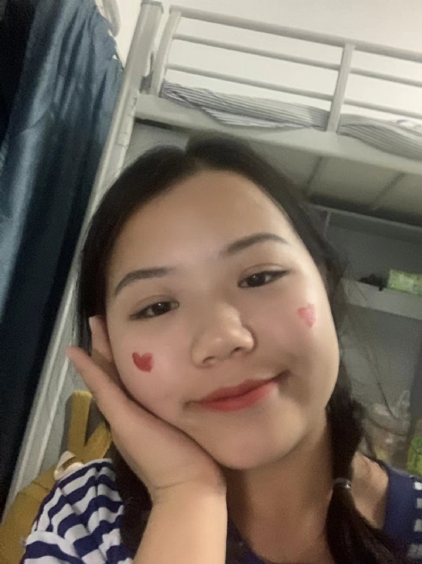 轻轻的一片云的第一张照片--福州相亲服务中心