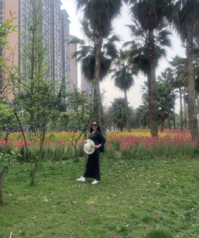 粉墨登场的第一张照片--福州相亲服务中心