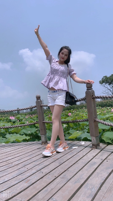 秋水伊人的第三张照片--福州相亲服务中心