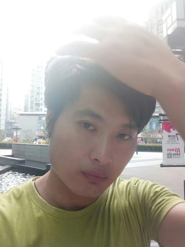 钢铁侠的第一张照片--福州相亲服务中心