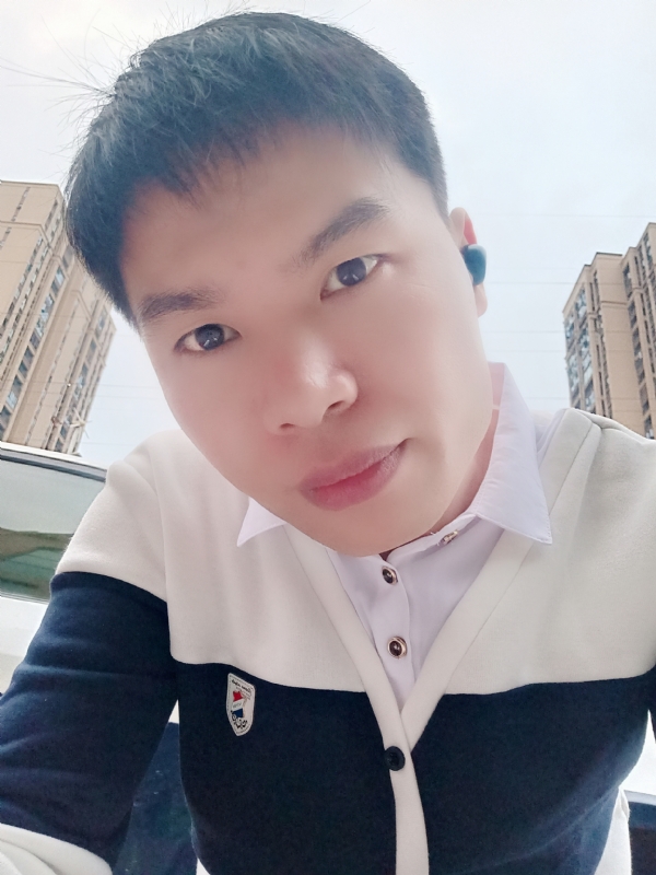 雨霁月清风的第一张照片--福州相亲服务中心