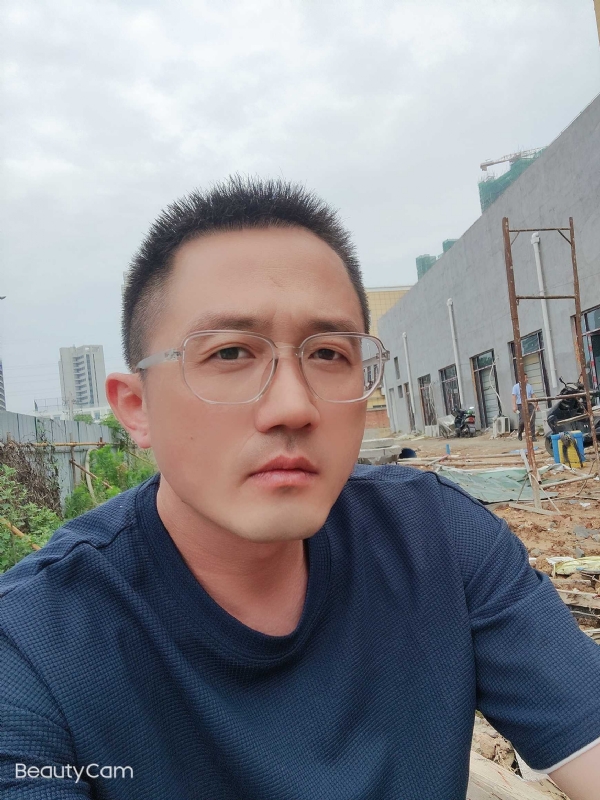 清风烈酒的第二张照片--福州相亲服务中心