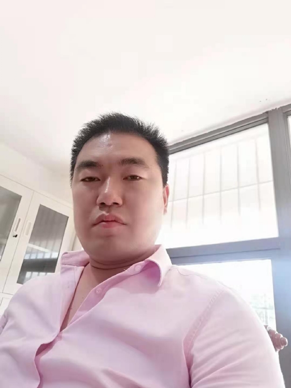 命运的打拼的第一张照片--福州相亲服务中心