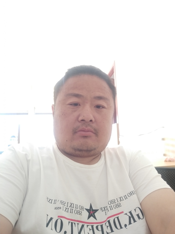 流星隐爱的第一张照片--福州相亲服务中心