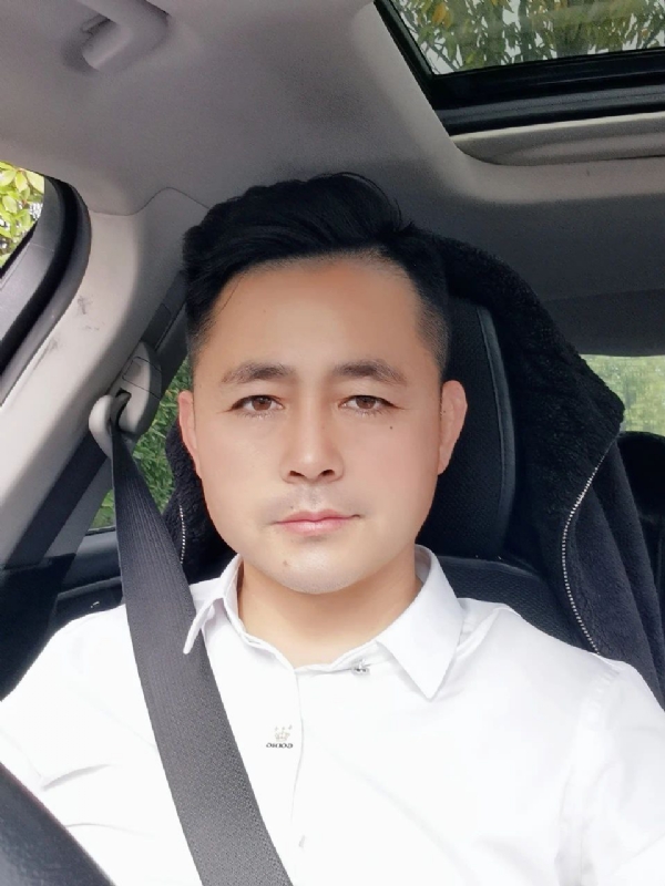 阿华大人的第一张照片--福州相亲服务中心