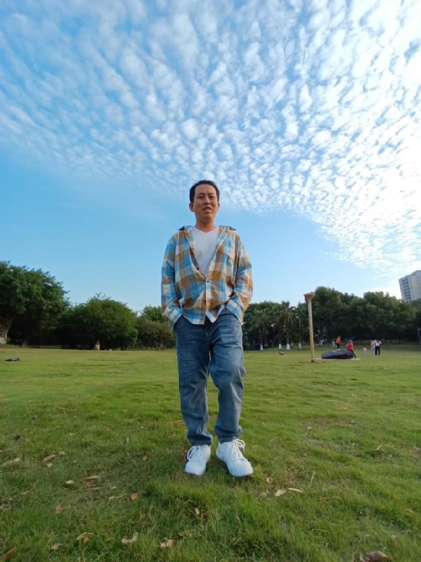 曹先生的第三张照片--福州相亲服务中心