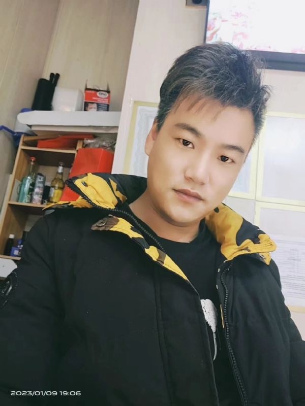 孤酒枕愁眼眠的第二张照片--福州相亲服务中心