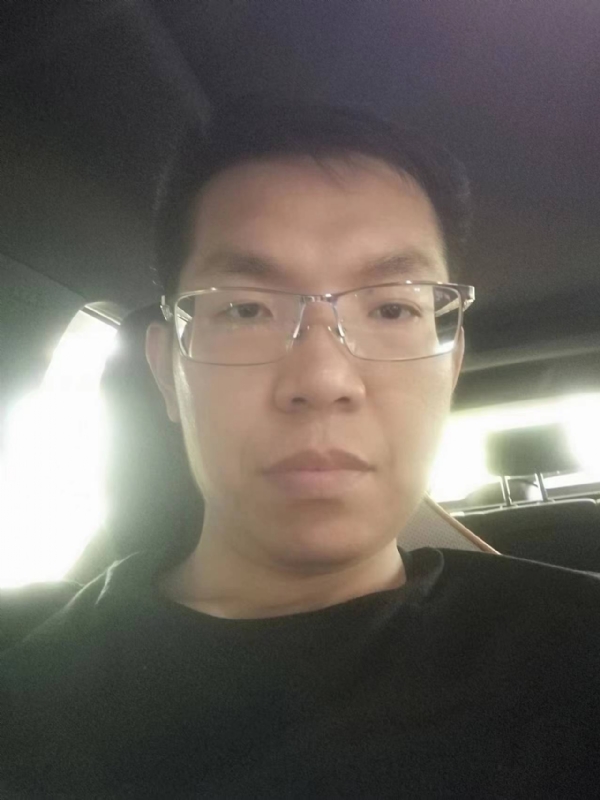 小黑包的第一张照片--福州相亲服务中心