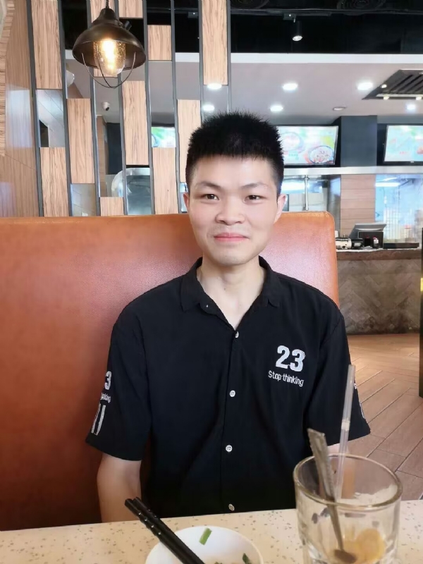 Mickey的第一张照片--福州相亲服务中心