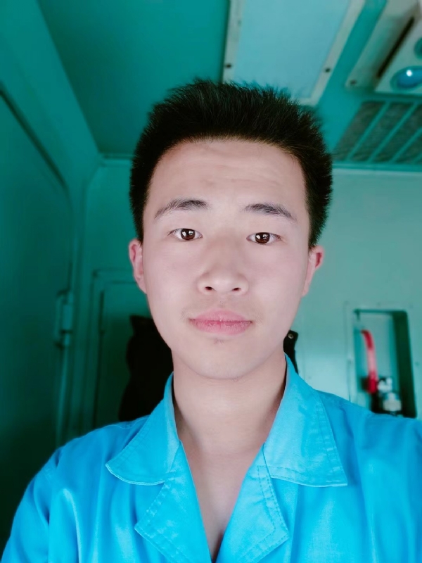 生而为人的第三张照片--福州相亲服务中心