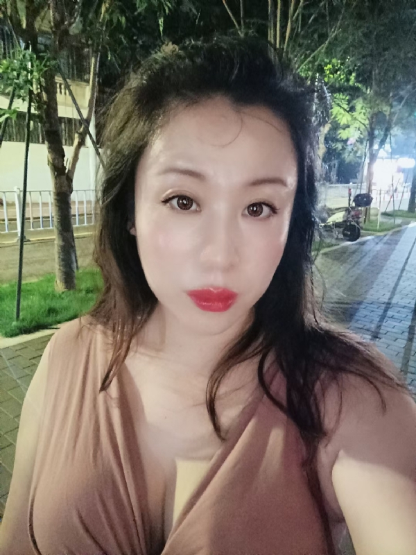 叶子青青的第一张照片--福州相亲服务中心