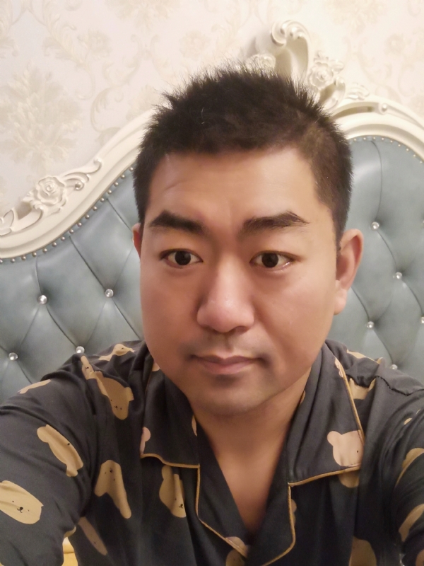 曾经的第一张照片--福州相亲服务中心