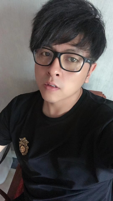爱你永远不容易的第一张照片--福州相亲服务中心