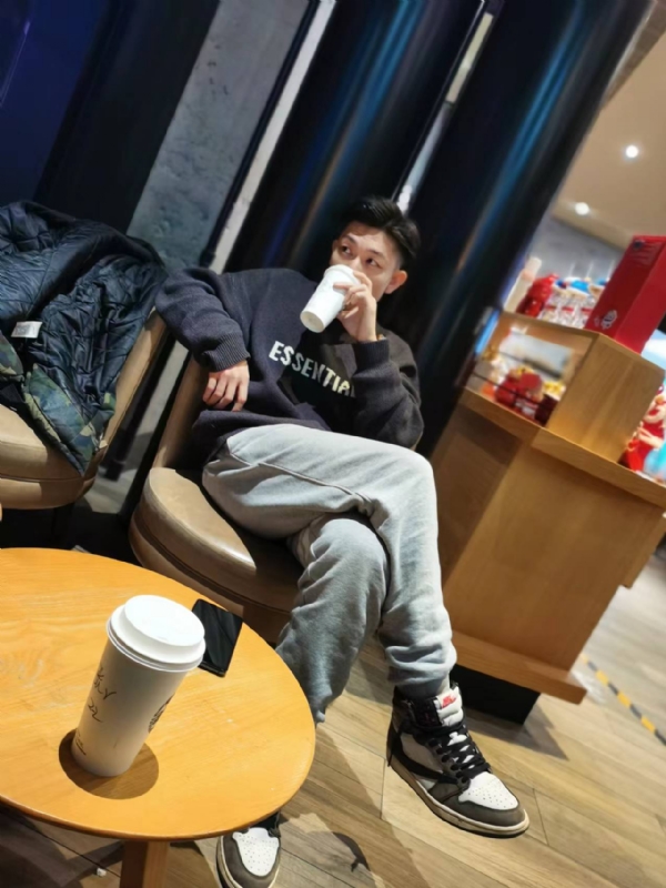 LAZY的第一张照片--福州相亲服务中心