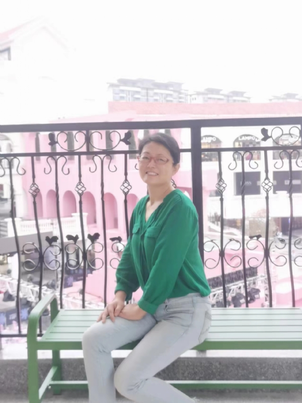 丽华的第四张照片--福州相亲服务中心