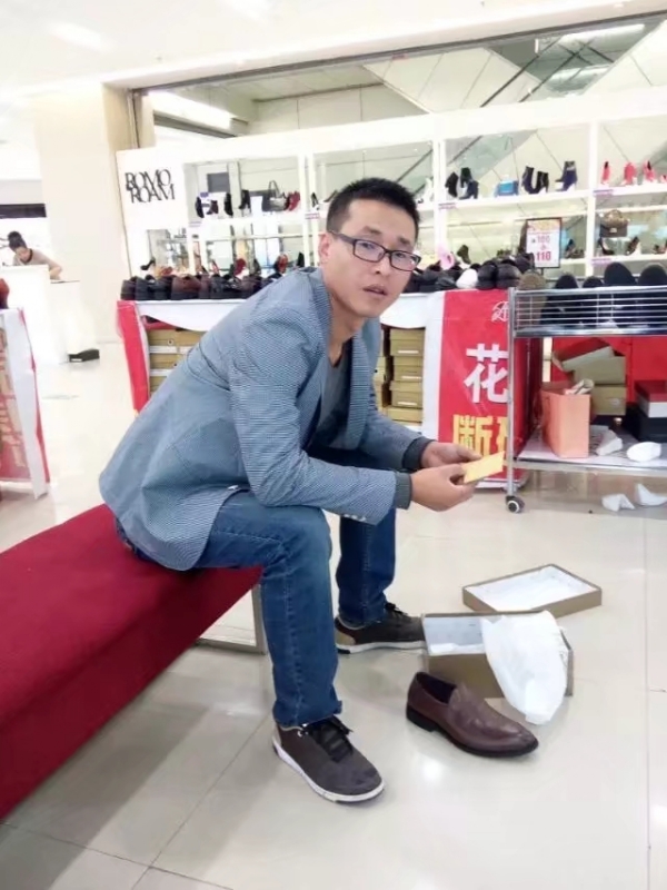 借我你的手的第一张照片--福州相亲服务中心