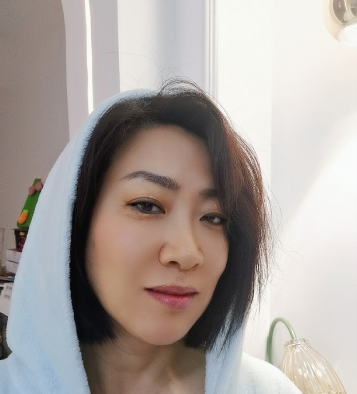 火玫瑰的第一张照片--福州相亲服务中心