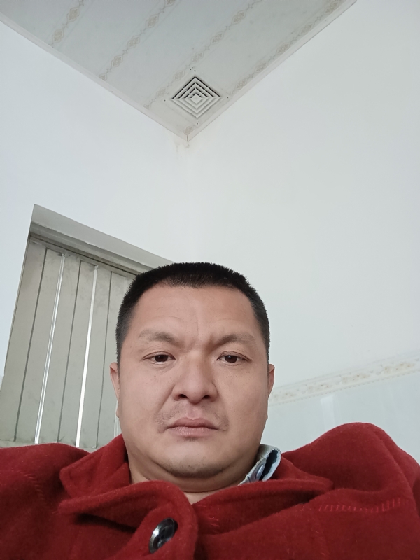 兰成龙的第一张照片--福州相亲服务中心