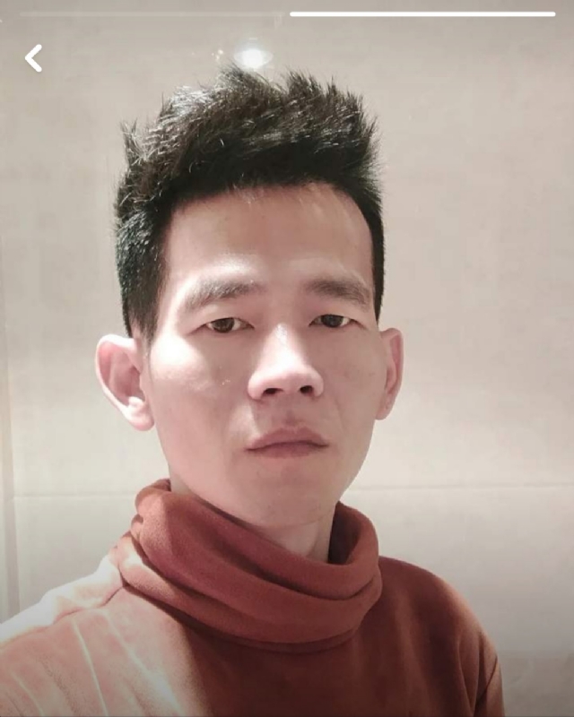 白了少年头的第一张照片--福州相亲服务中心