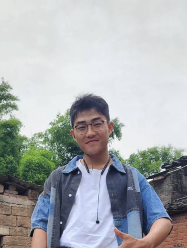 越努力越幸运的第一张照片--福州相亲服务中心