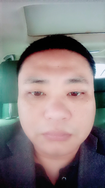 向日葵的第一张照片--福州相亲服务中心