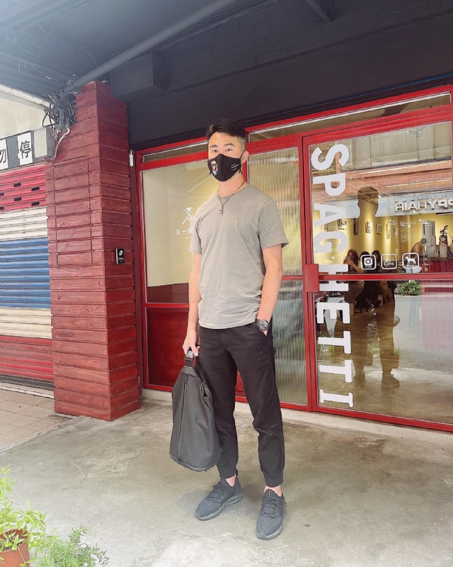 酒商安迪的第一张照片--福州相亲服务中心