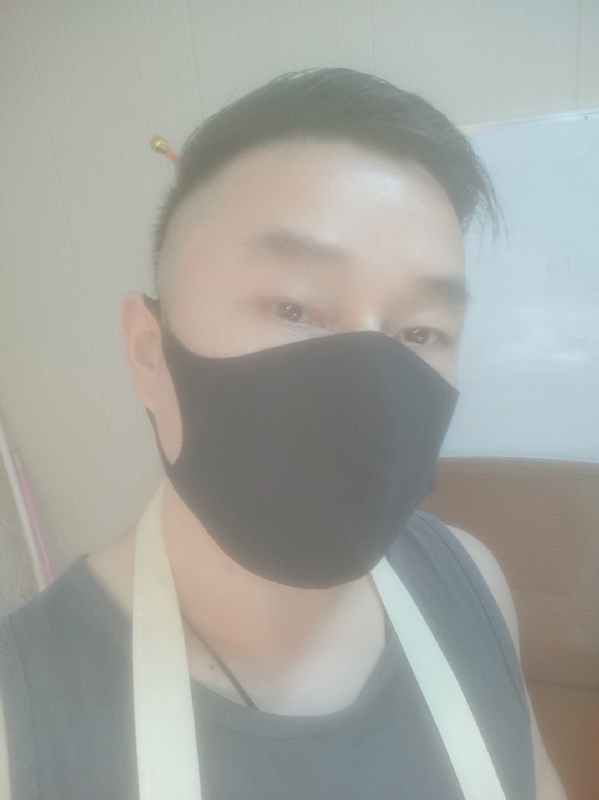 Poluk秦的第二张照片--福州相亲服务中心