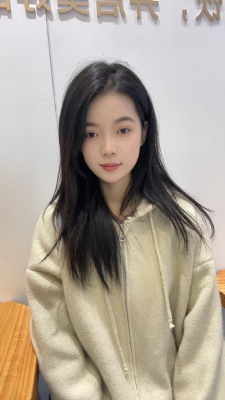 草莓奶昔的第一张照片--福州相亲服务中心