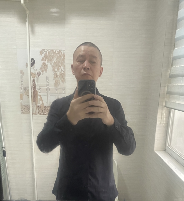 荣哥的第一张照片--福州相亲服务中心