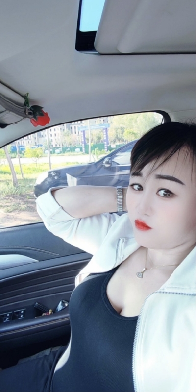 王芳燕的第四张照片--福州相亲服务中心