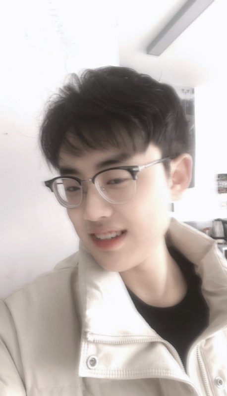 梁21的第一张照片--福州相亲服务中心