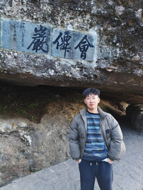 帅邓拖网速的第二张照片--福州相亲服务中心