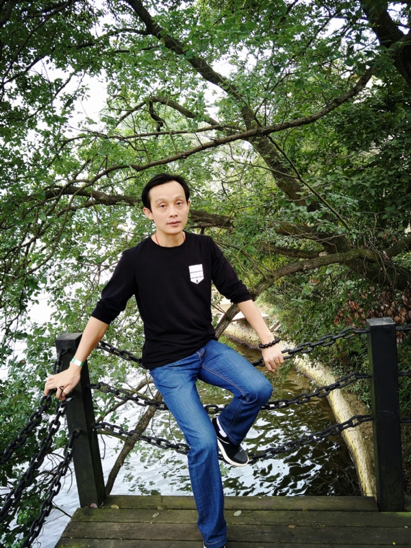 易进的第一张照片--福州相亲服务中心