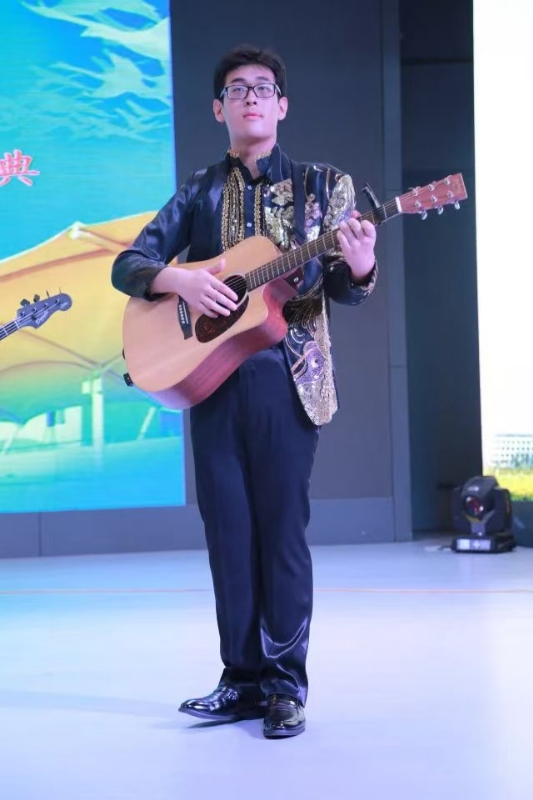 一叶知秋ZG的第一张照片--福州相亲服务中心